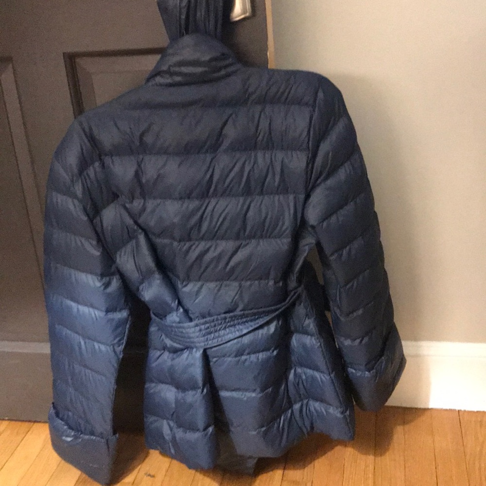Flattering Down Jacket - Picture 2 of 2